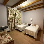 Hotel Apartamentos- Hospederia Templarios Sepúlveda