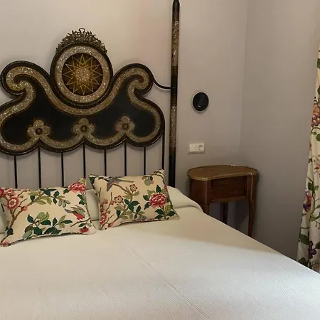 Apartamentos- Hospederia Templarios فندق سيبولْفيذا
