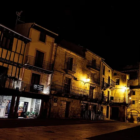 Hotel Apartamentos- Hospederia Templarios 3*