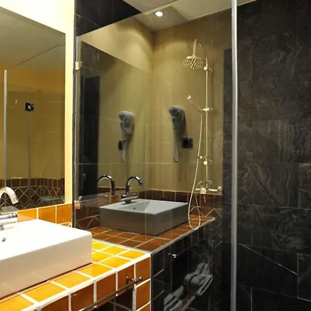 فندق Apartamentos- Hospederia Templarios