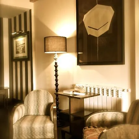 Apartamentos- Hospederia Templarios 3*