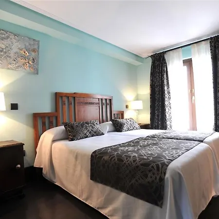 Apartamentos- Hospederia Templarios Hotel 3*