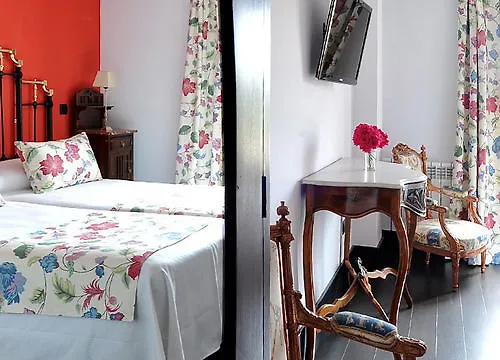 Apartamentos- Hospederia Templarios 3*